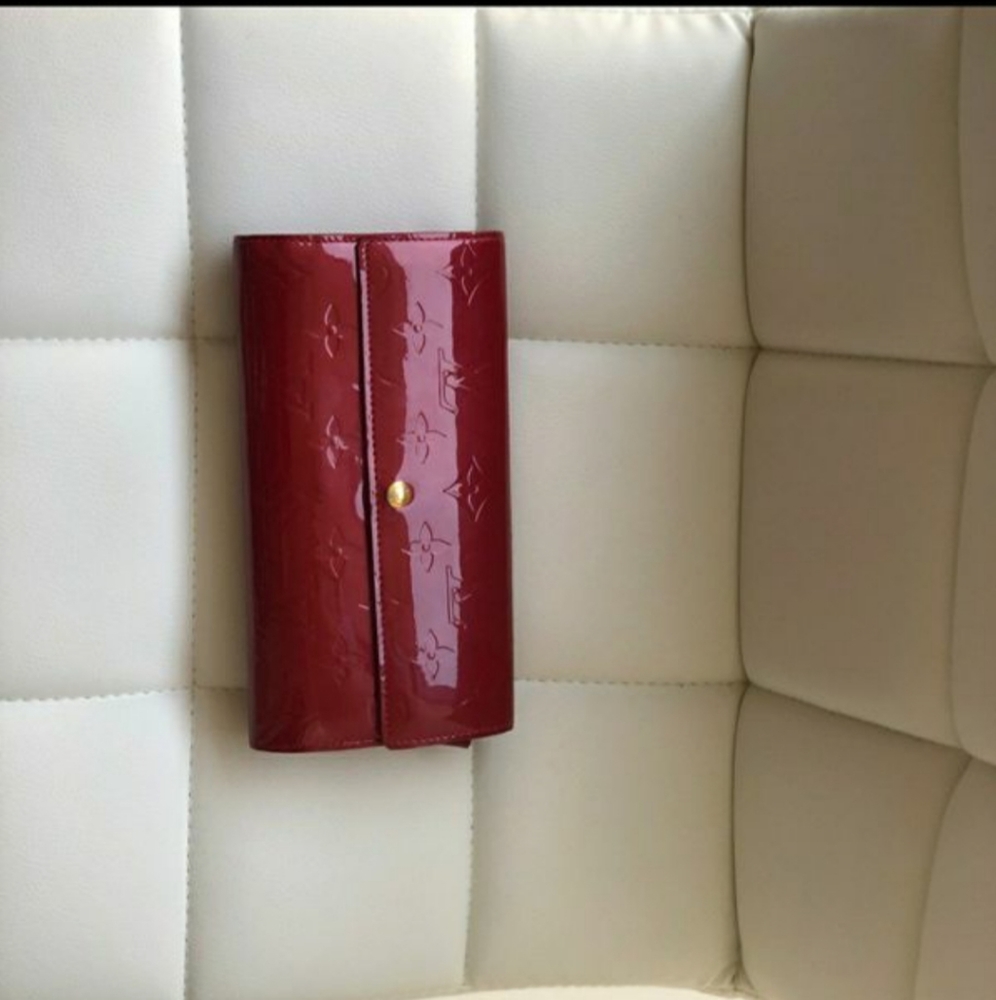 Louis Vuitton Red Vernis Monogram Wallet